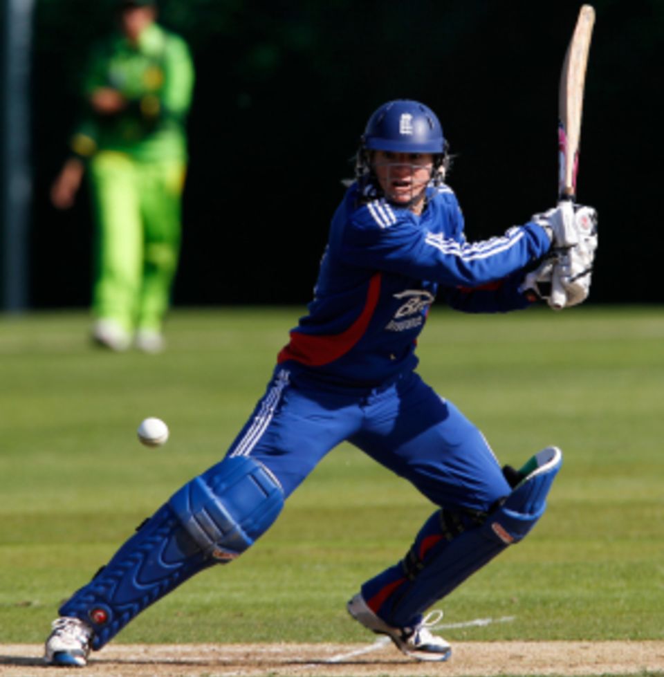 Susie Rowe hopes to add to her solitary cap in 50-over cricket and push her claim for a place in England's World Cup squad