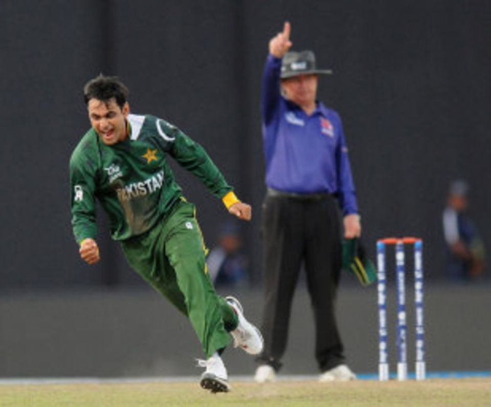 Mohammad Hafeez's ability to bowl economically with the new ball in limited-overs cricket has been a huge bonus for Pakistan