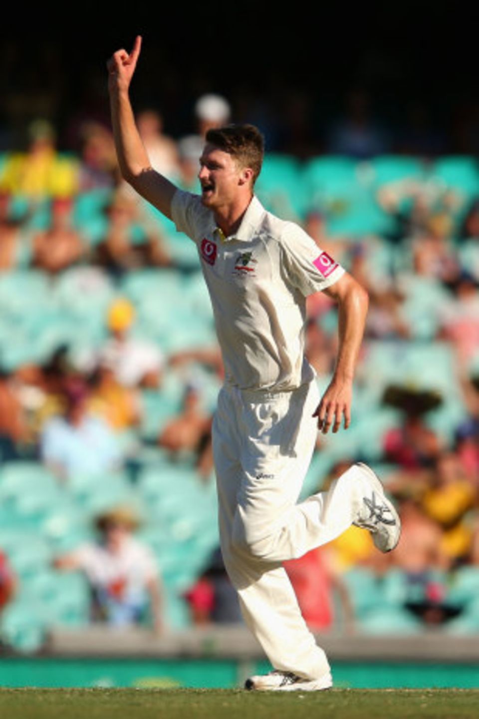 Jackson Bird ended the opening day in Bristol with miserly figures of 0 for 29 in ten overs