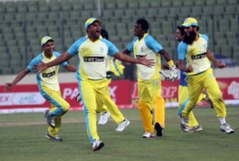 Duronto Rajshahi, despite losing their final three matches in a row, qualified for the knockout stages of the BPL