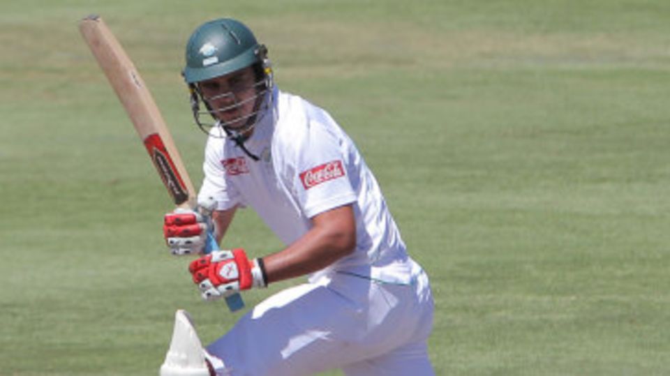 David Bedingham works into the leg side