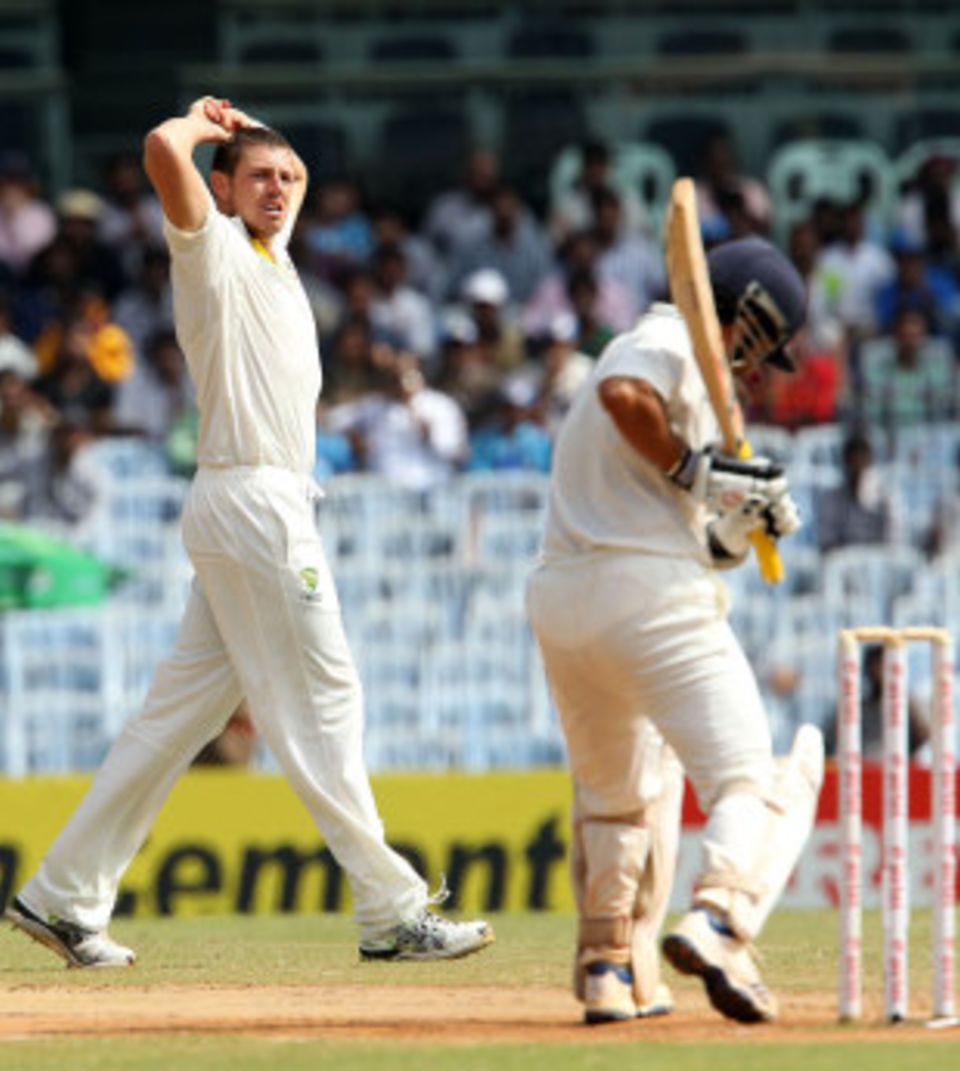 Shane Bond: "I don't think the India series will have too many bearings on how Australia will play in the Ashes"