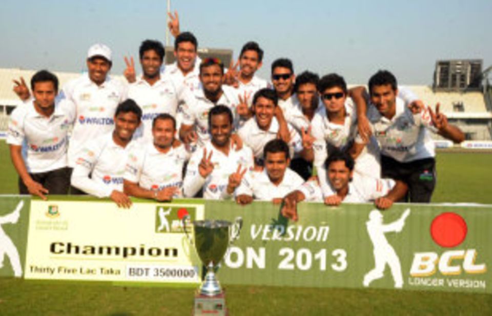 The next edition of the Bangladesh Cricket League has been pushed to June 2014