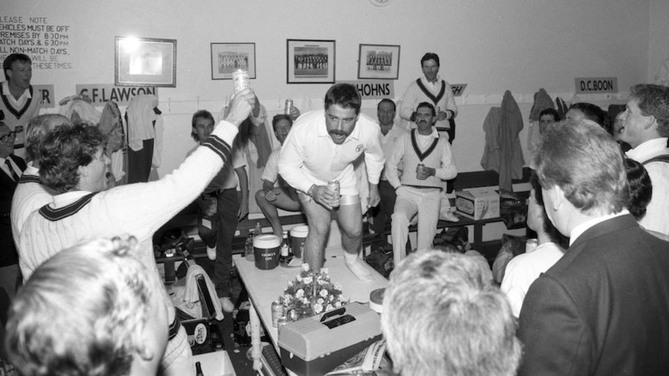 Dour, doughty Boon hit a pair of sixes in a long career