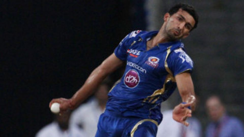 Rishi Dhawan in his delivery stride
