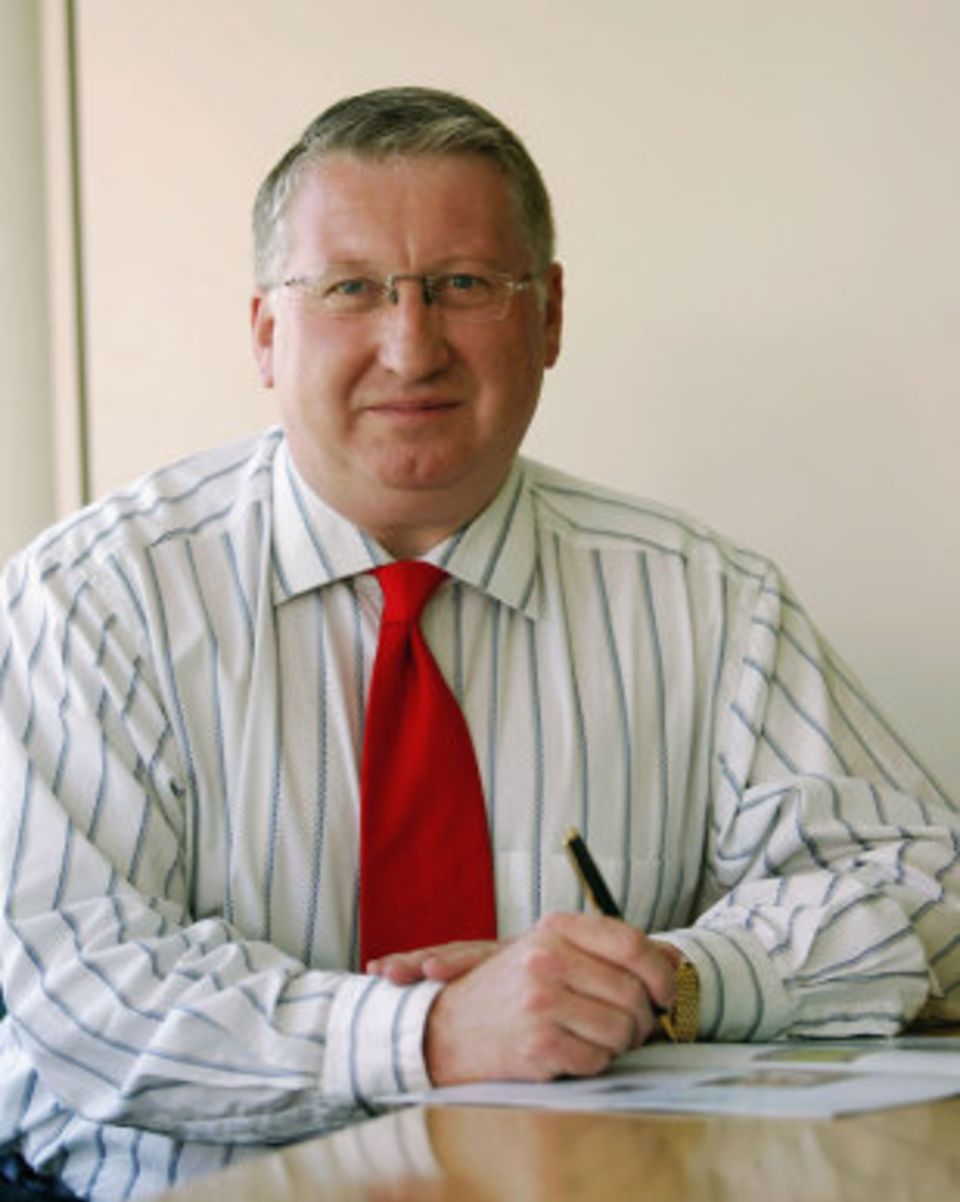 David Collier, who has already handed his day-to-day duties, will leave the ECB at the end of the summer