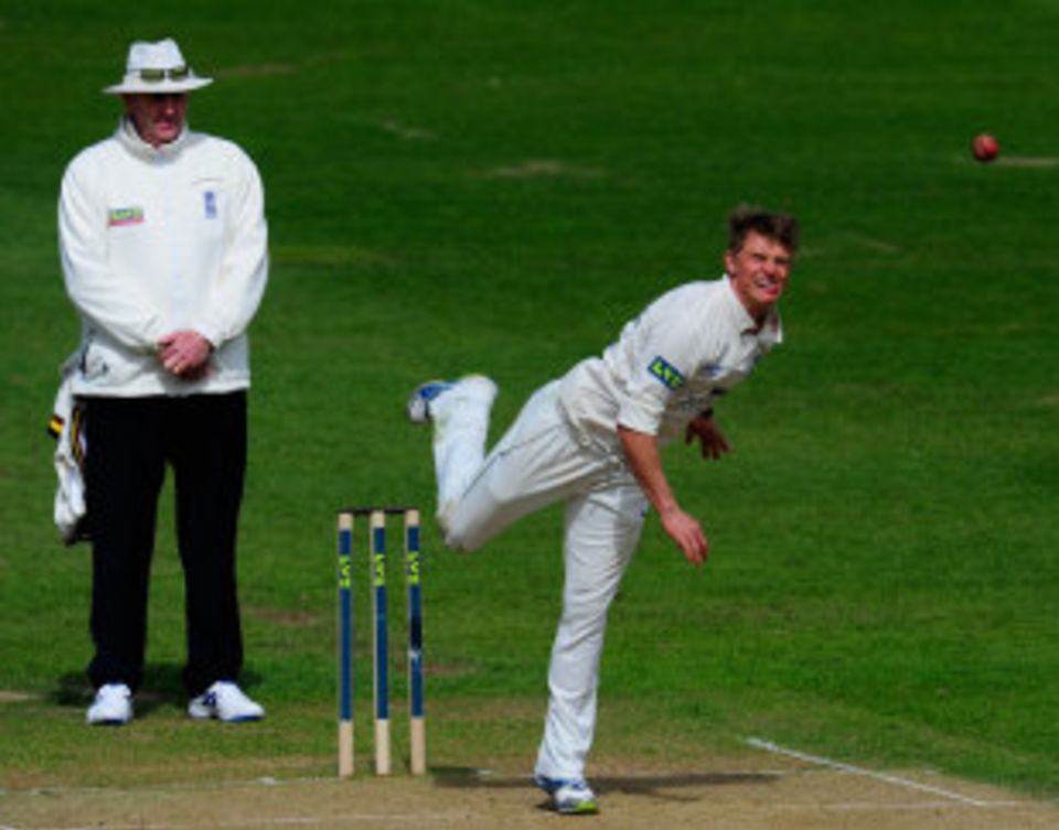 Graeme Swann had picked Scott Borthwick as a future Test cricketer, saying the young legspinner had a "bit of x-factor"