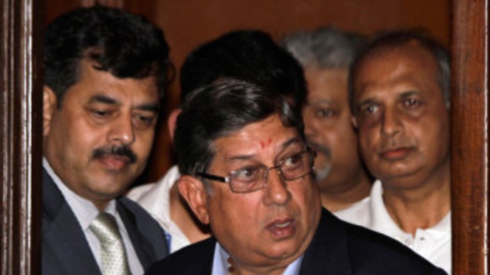 N Srinivasan arrives at a press conference in Kolkata