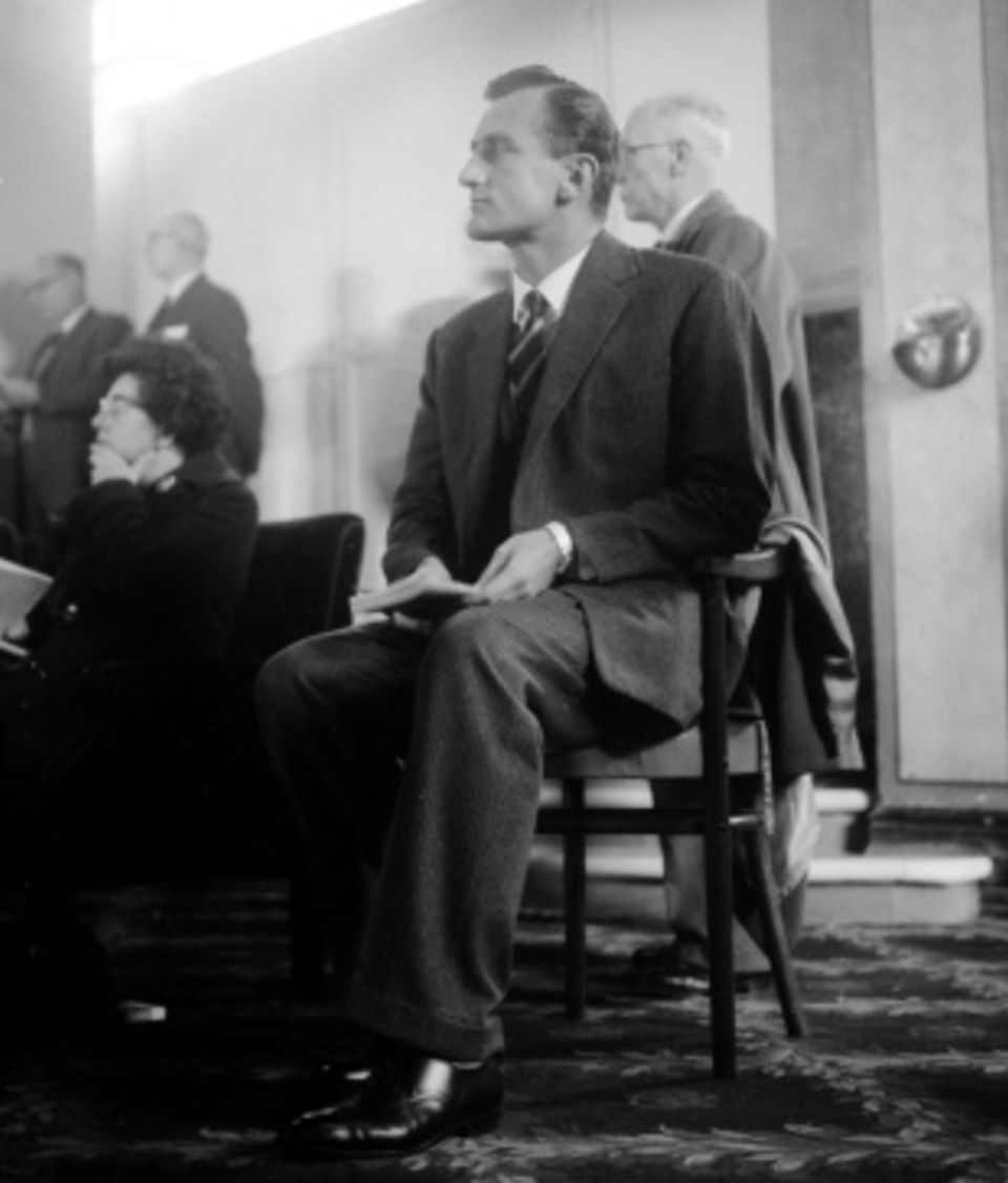 Ted Dexter attends a Conservative Party conference in 1963