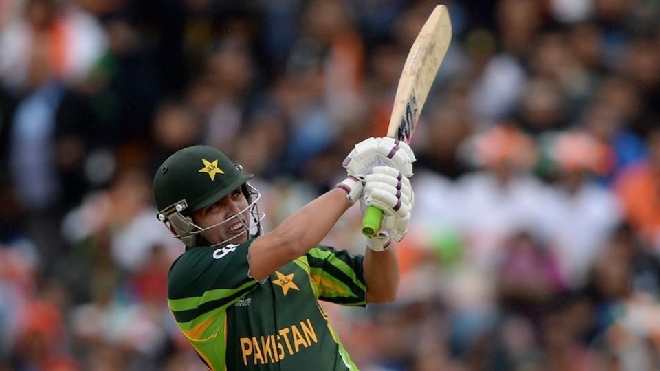 Kamran Akmal struck seven fours and two sixes in his 79-ball 63