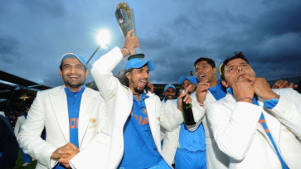 Ishant Sharma clowns around with the trophy