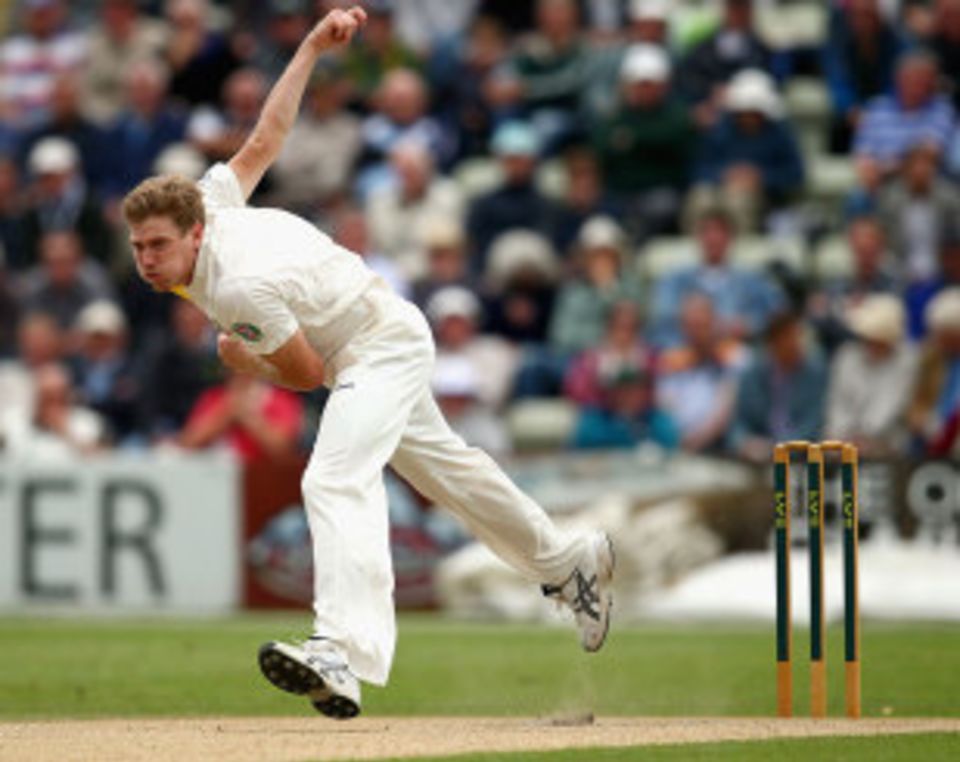 James Faulkner claimed the two Worcestershire wickets to fall before lunch