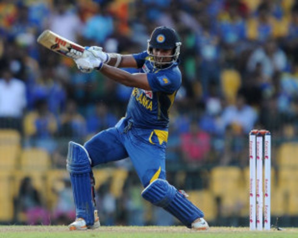 Kumar Sangakkara continued to be in top form, smashing 49 off 35