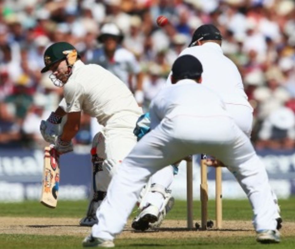 He's (caught) behind you: David Warner asked for a review of his dismissal