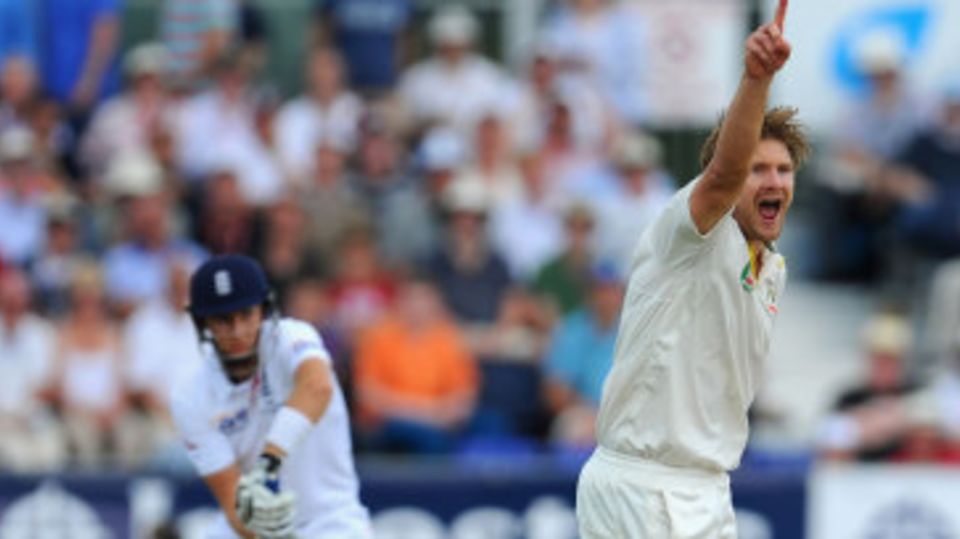 Shane Watson appeals for the wicket of Joe Root