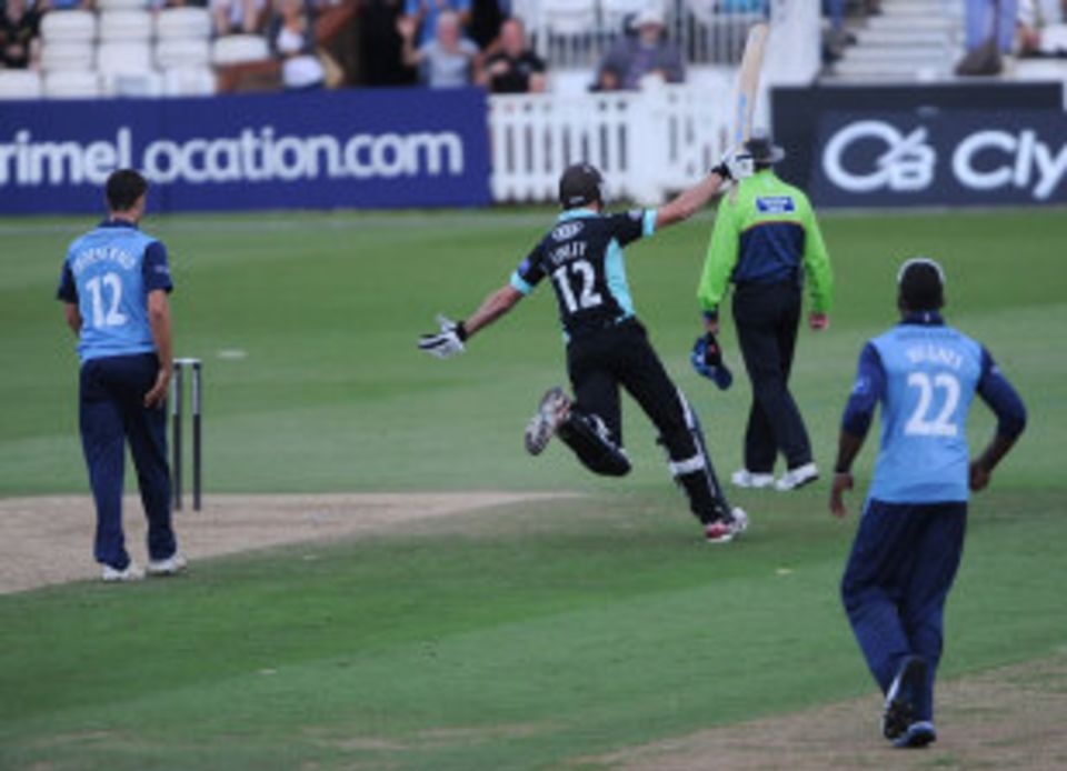 Tim Linley sets off in celebration after his winning shot
