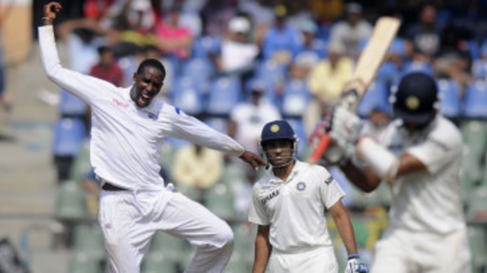 Shane Shillingford picked up five wickets
