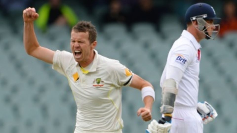 Peter Siddle celebrates after removing Stuart Broad