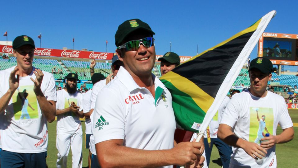 Jacques Kallis has said he is 'embarrassed to call myself a South African'