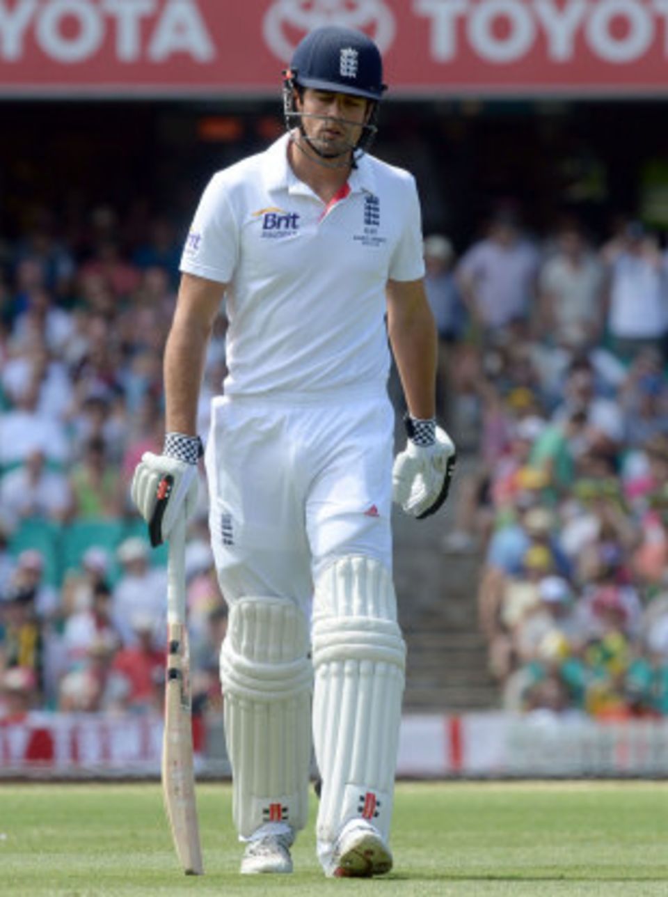 Alastair Cook should lead England through a difficult transition, according to Graham Gooch