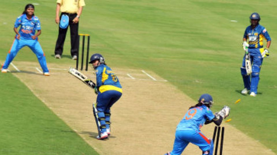 Anagha Deshpande stumps Oshadi Ranasinghe off Rajeshwari Gayakwad