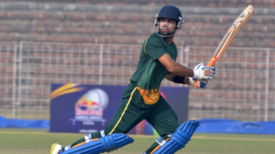 Manan Vohra hit 62 off 39