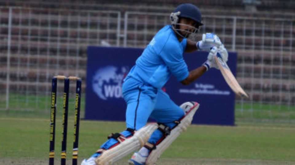 Rao Manish attacks the off side