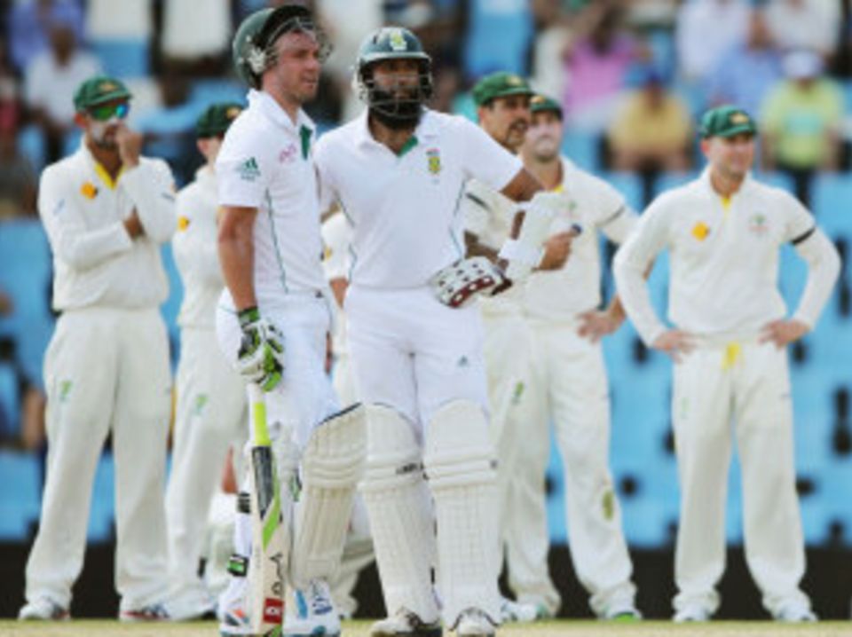 AB de Villiers managed to survive but his colleagues weren't so lucky