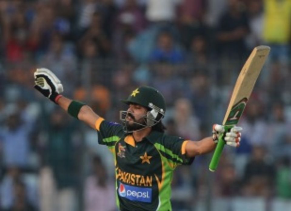 Fawad Alam became the first Pakistani left-hand middle-order batsman to score an ODI century