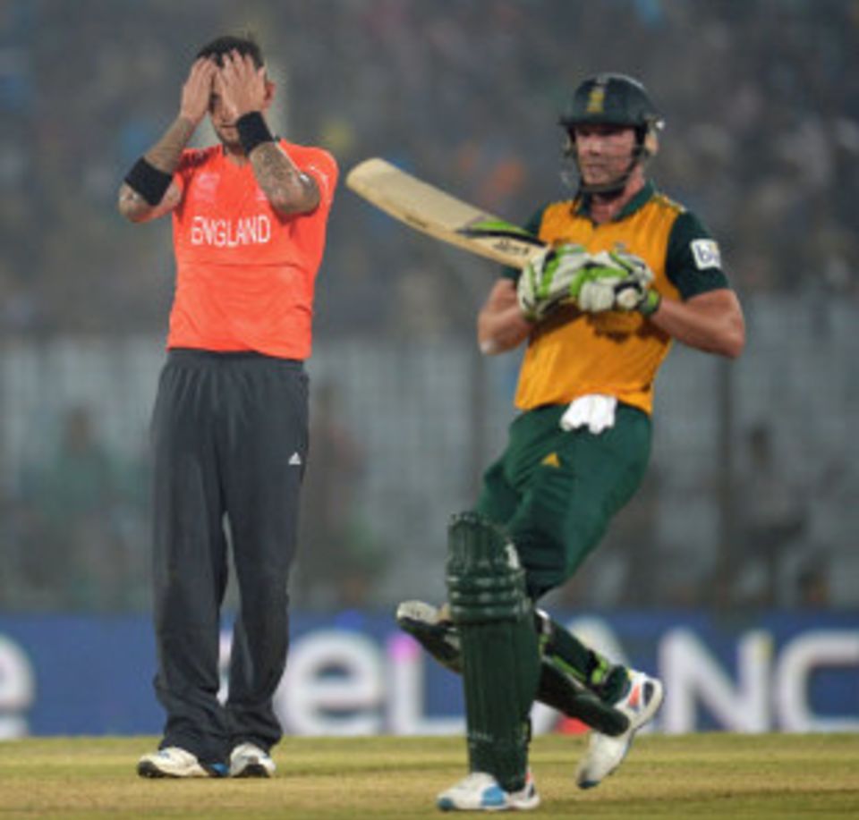 It was a case of "we've been here before" as Jade Dernbach let 26 runs slip to the 18th overs