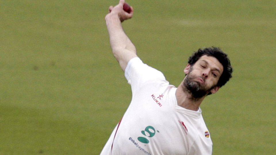 Charlie Shreck set up Leicestershire's chase with his best figures for Leicestershire