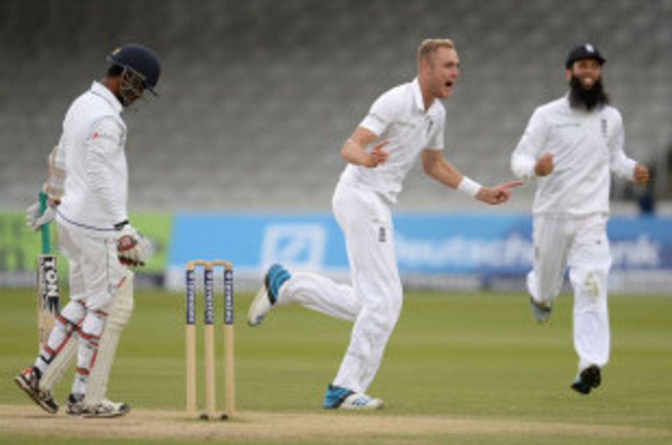 Alastair Cook praised his side's effort with the ball