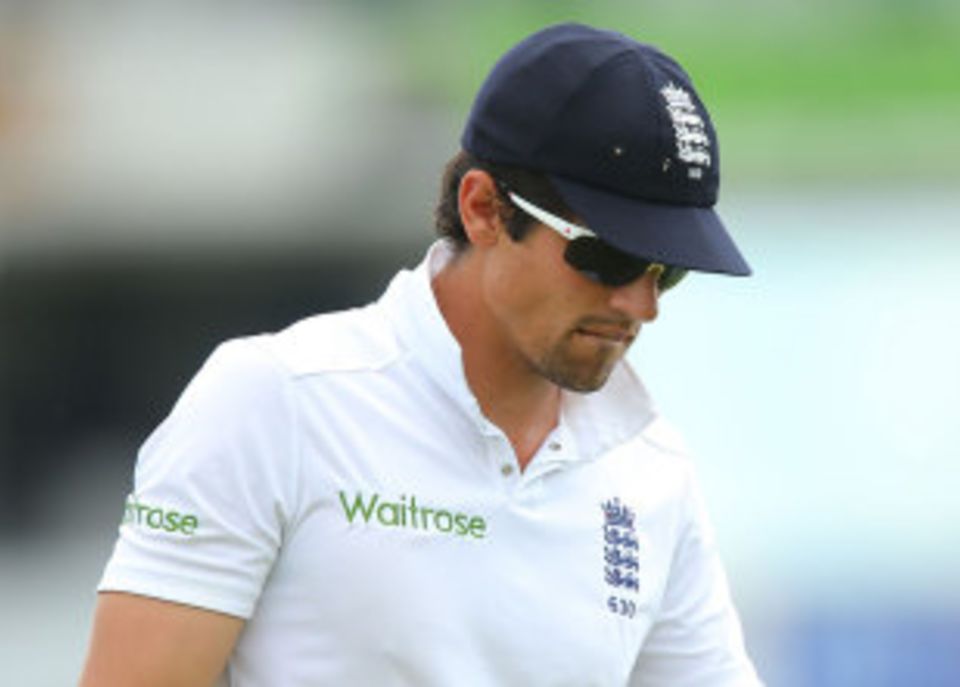 "I definitely feel for him but it doesn't help when you have arguments with commentators and past cricketers" - Mahela Jayawardene on Alastair Cook