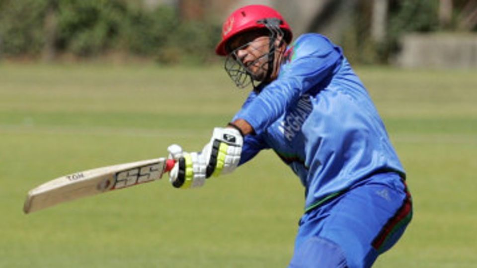 Shafiqullah hits out during his 56