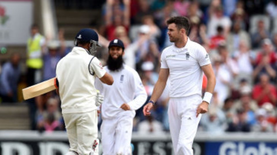 James Anderson glares at Ravindra Jadeja after dismissing him