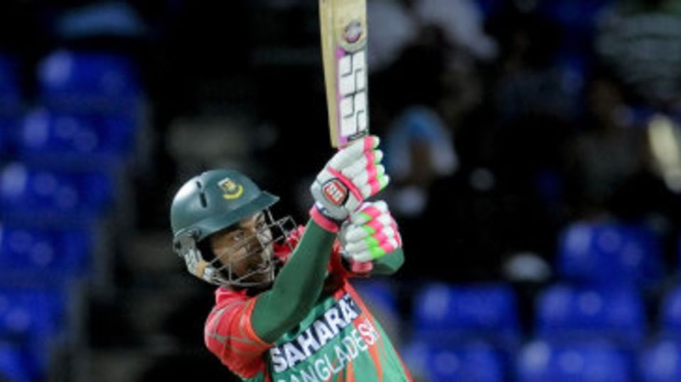 Mushfiqur Rahim fought with 72 off 113