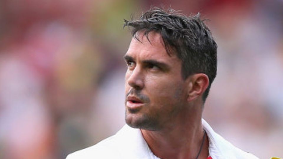 Kevin Pietersen walks back