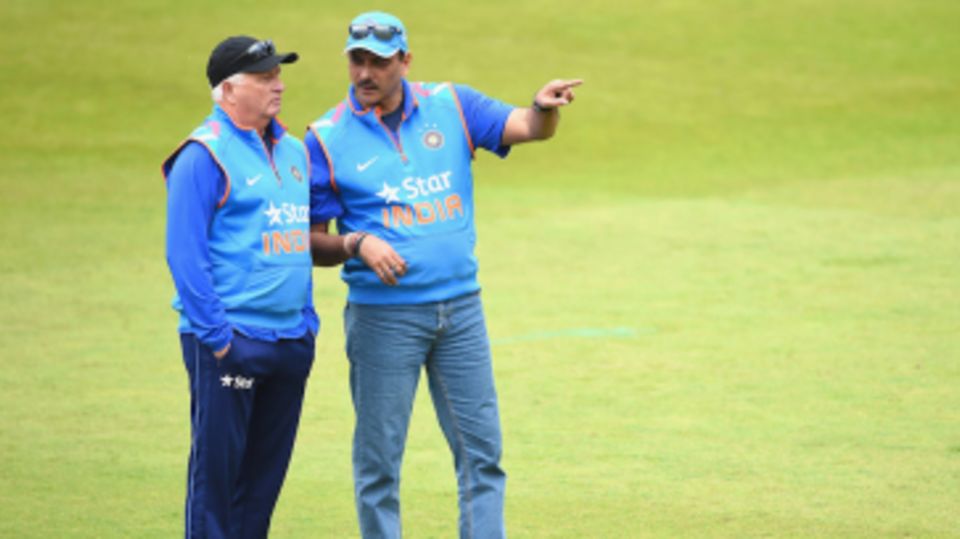 Ravi Shastri shares his thoughts with Duncan Fletcher
