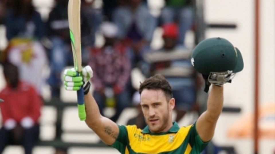 Faf du Plessis scored his third ton of the series