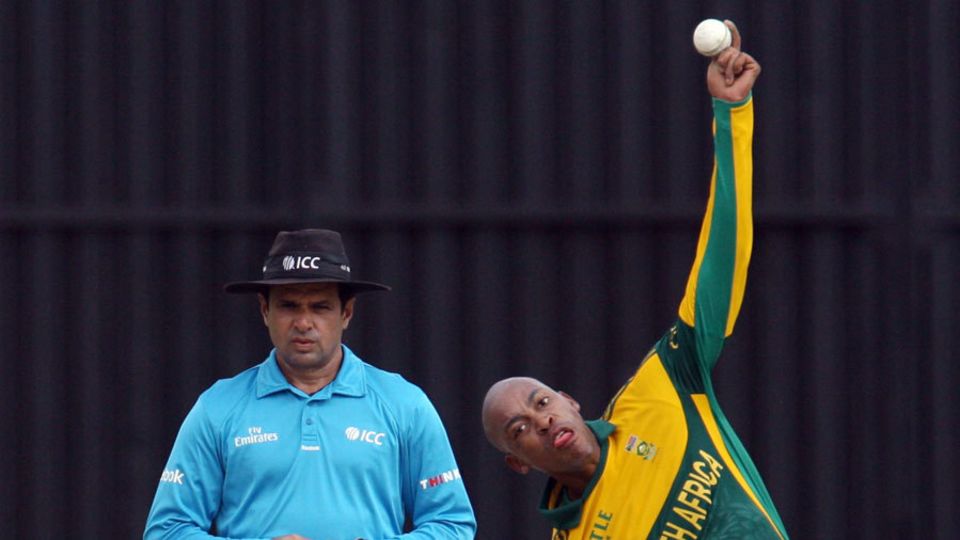 Aaron Phangiso is set to resume his international career