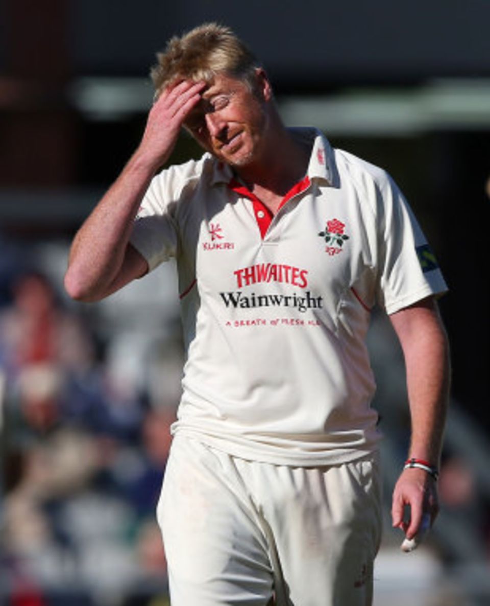 Glen Chapple did all he could against Middlesex to try and keep Lancashire in Division One
