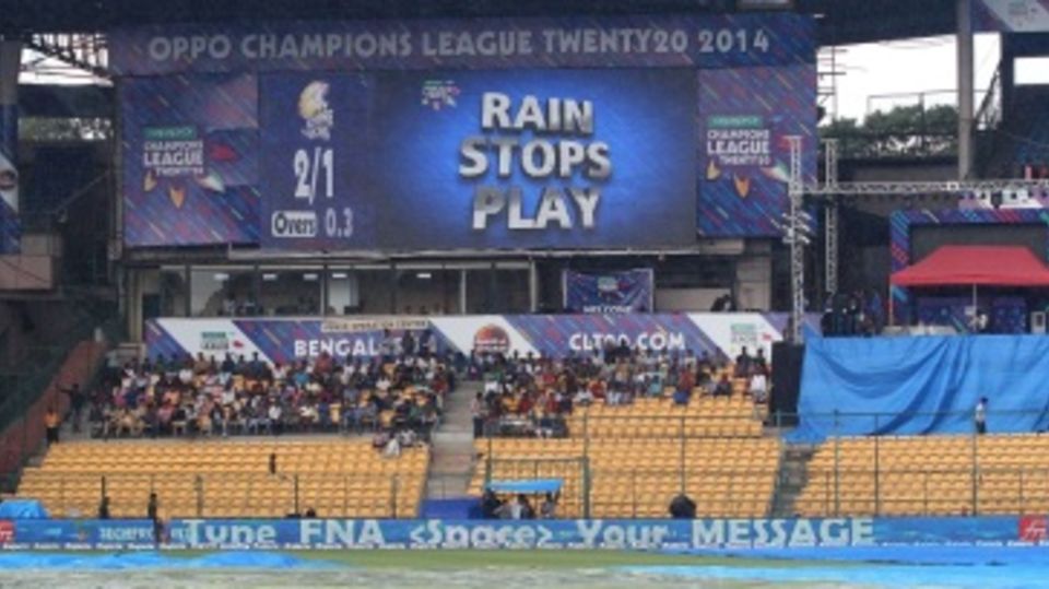 A brief spell of heavy rain threatened the match