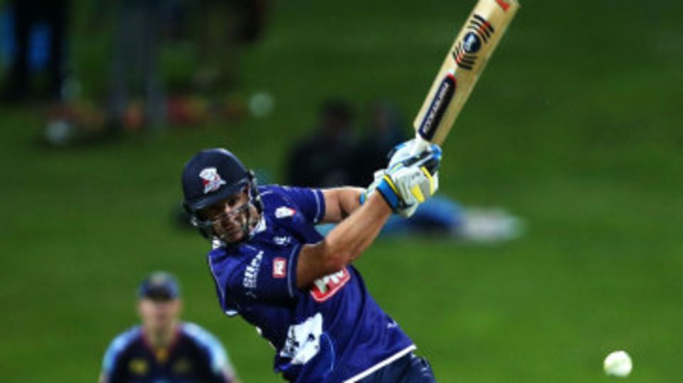 Colin de Grandhomme lashed 42 off 19 for Auckland