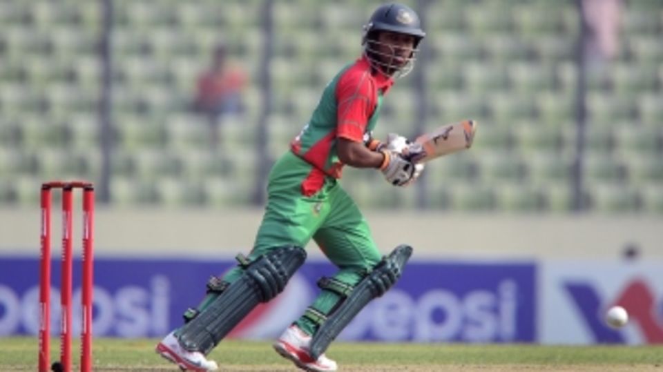 Anamul Haque taps the ball on the off side
