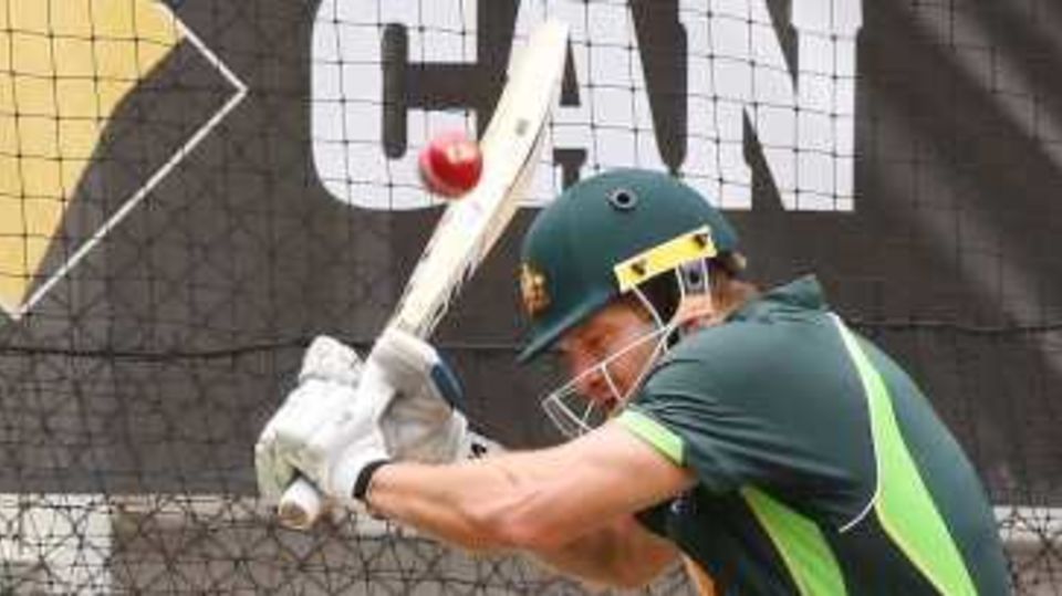 Shane Watson plays a bouncer in the nets