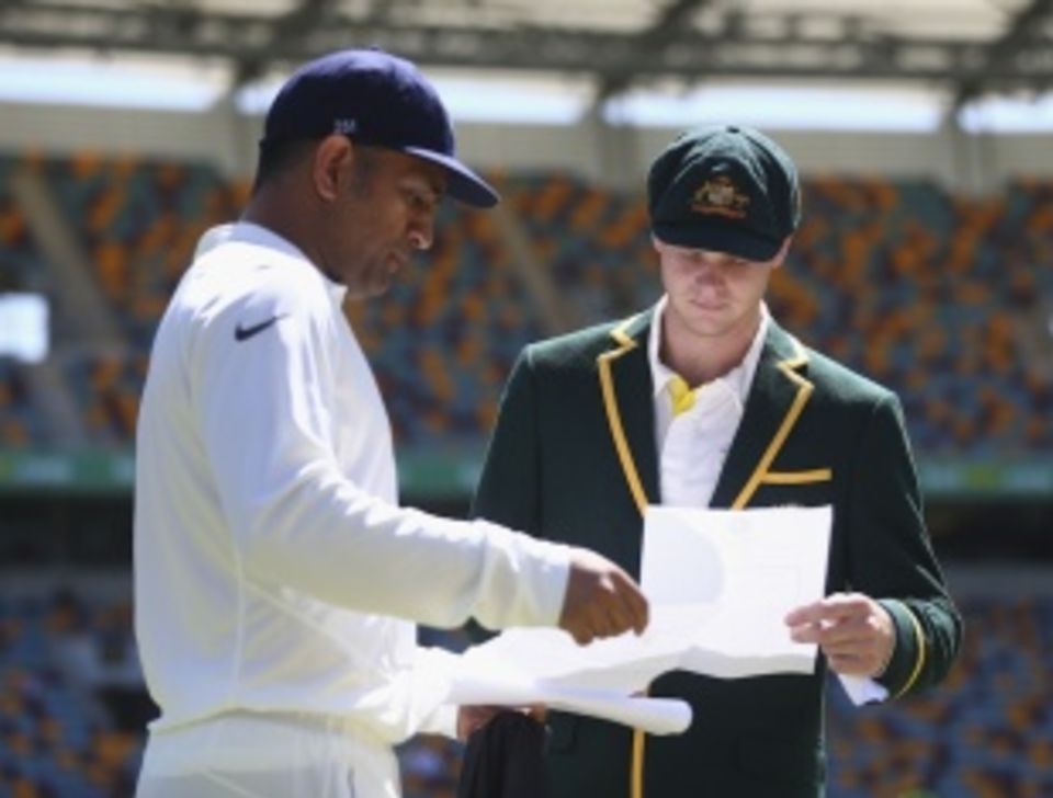 Smith has made all the right moves in his first Test as captain; Dhoni has his work cut out getting his team to focus on turning things around