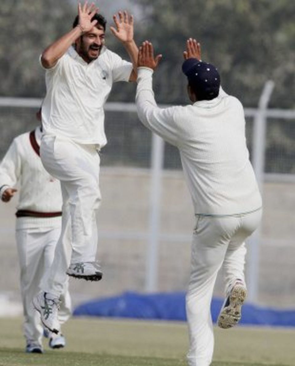 Mohit Sharma's five wickets propelled Haryana to a 53-run win against Maharashtra