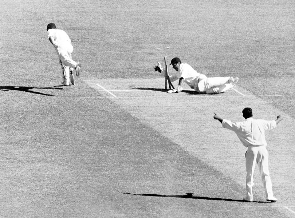 Farokh Engineer attempts to stump Ian Redpath in a tour game on the 1967-68 series, at the MCG