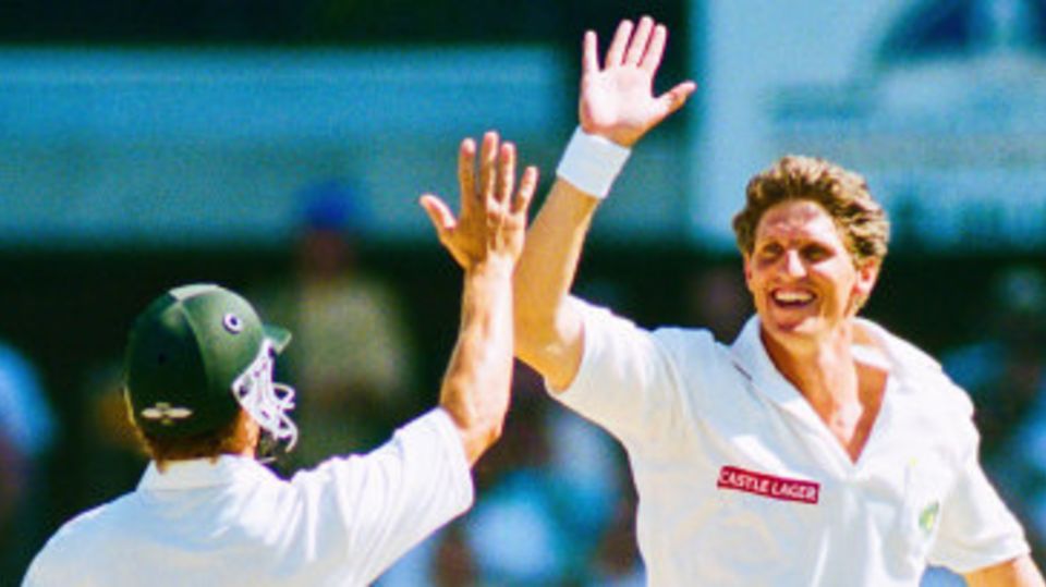 Fanie de Villiers celebrates a wicket