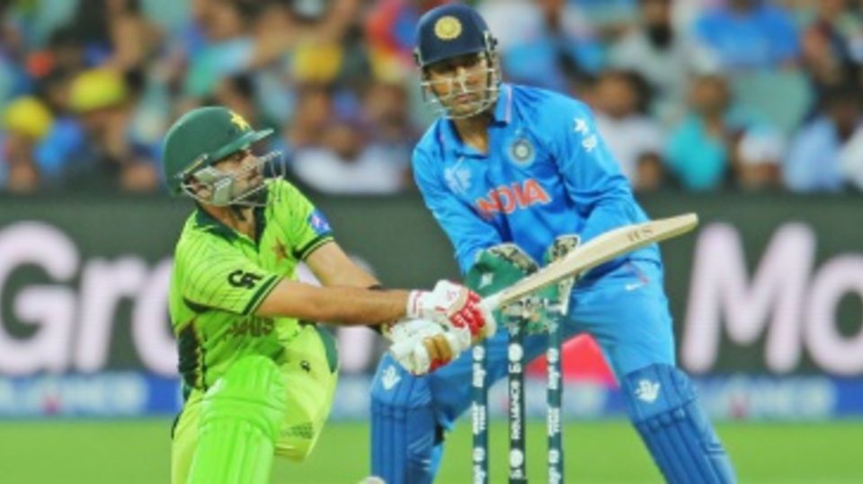 Ahmed Shehzad brings out the sweep